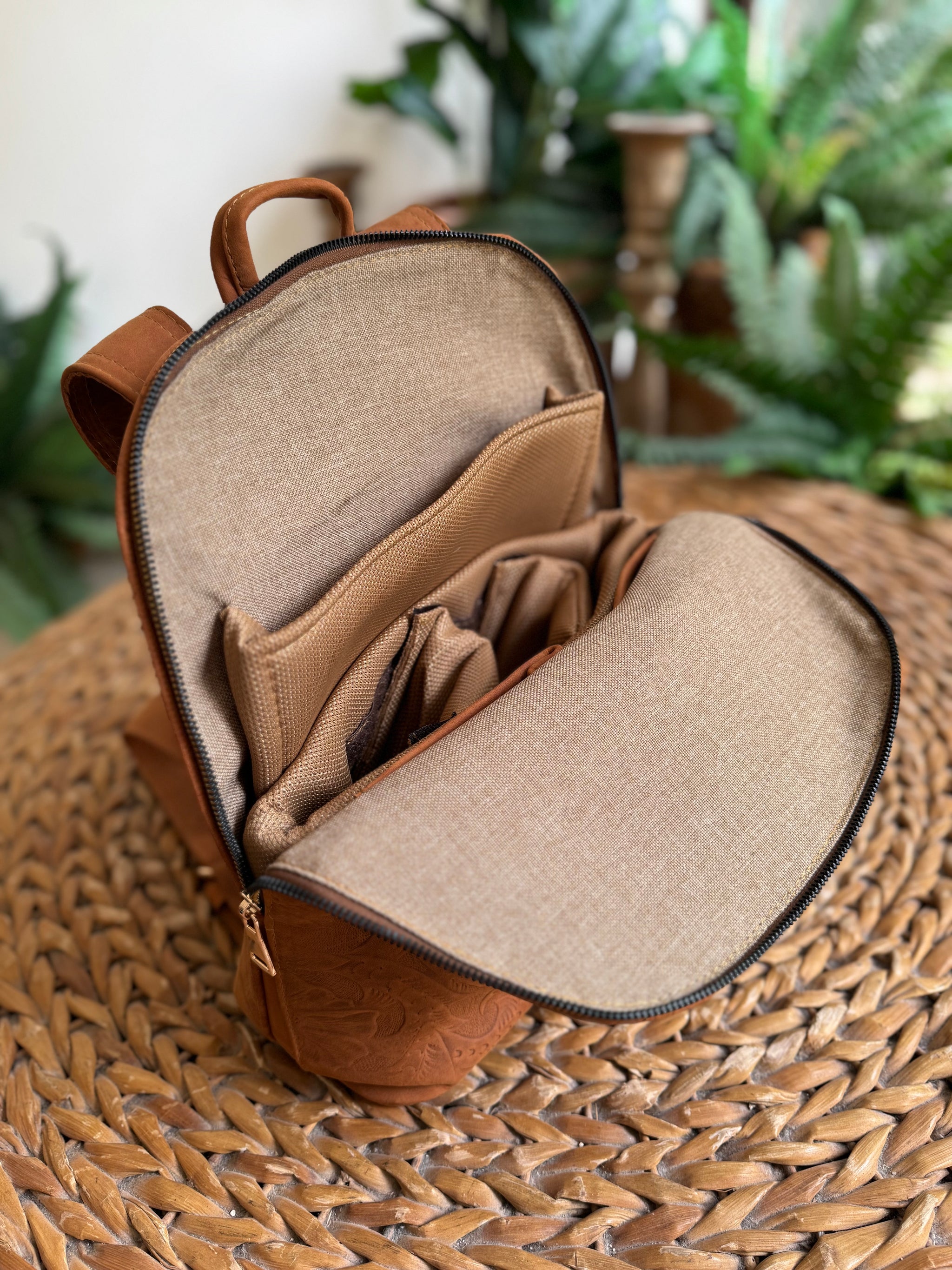 Mar Backpack - Stamped Vintage Brown