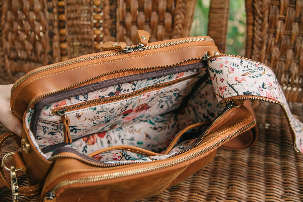 Travel Organizer Purse - Vintage Brown