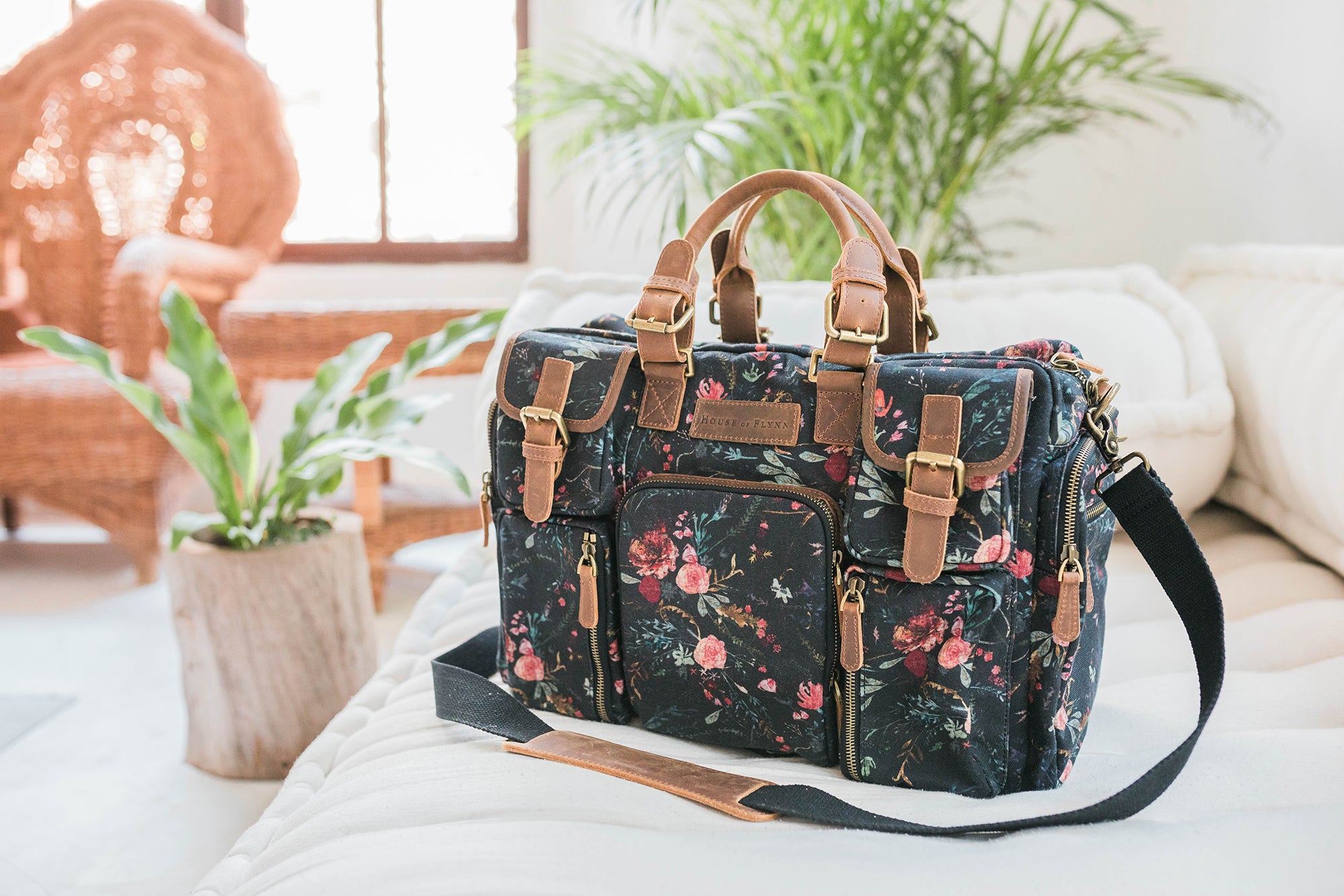 House of Flynn Black Fable Camera Rucksack Shop evermore Black Fable at House of Flynn | Women main image 3