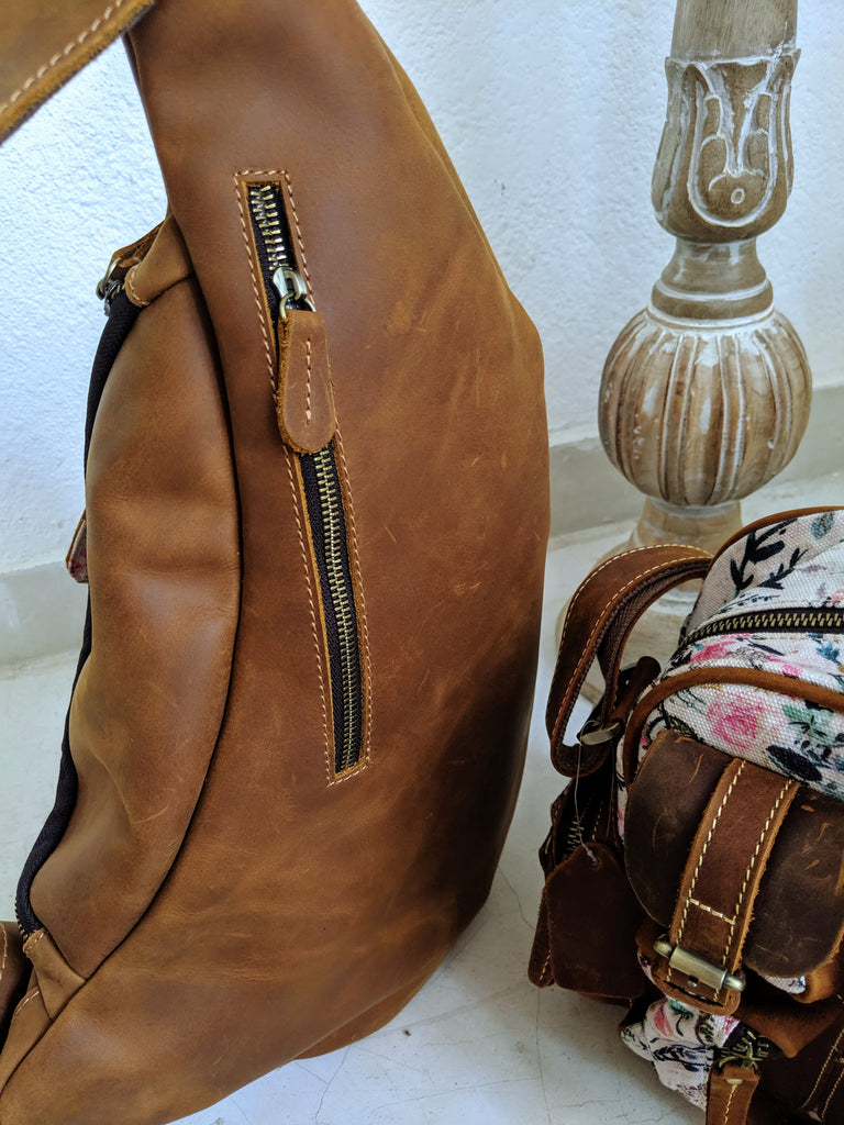 Sling Bag - Vintage Brown with Blush Fable interior