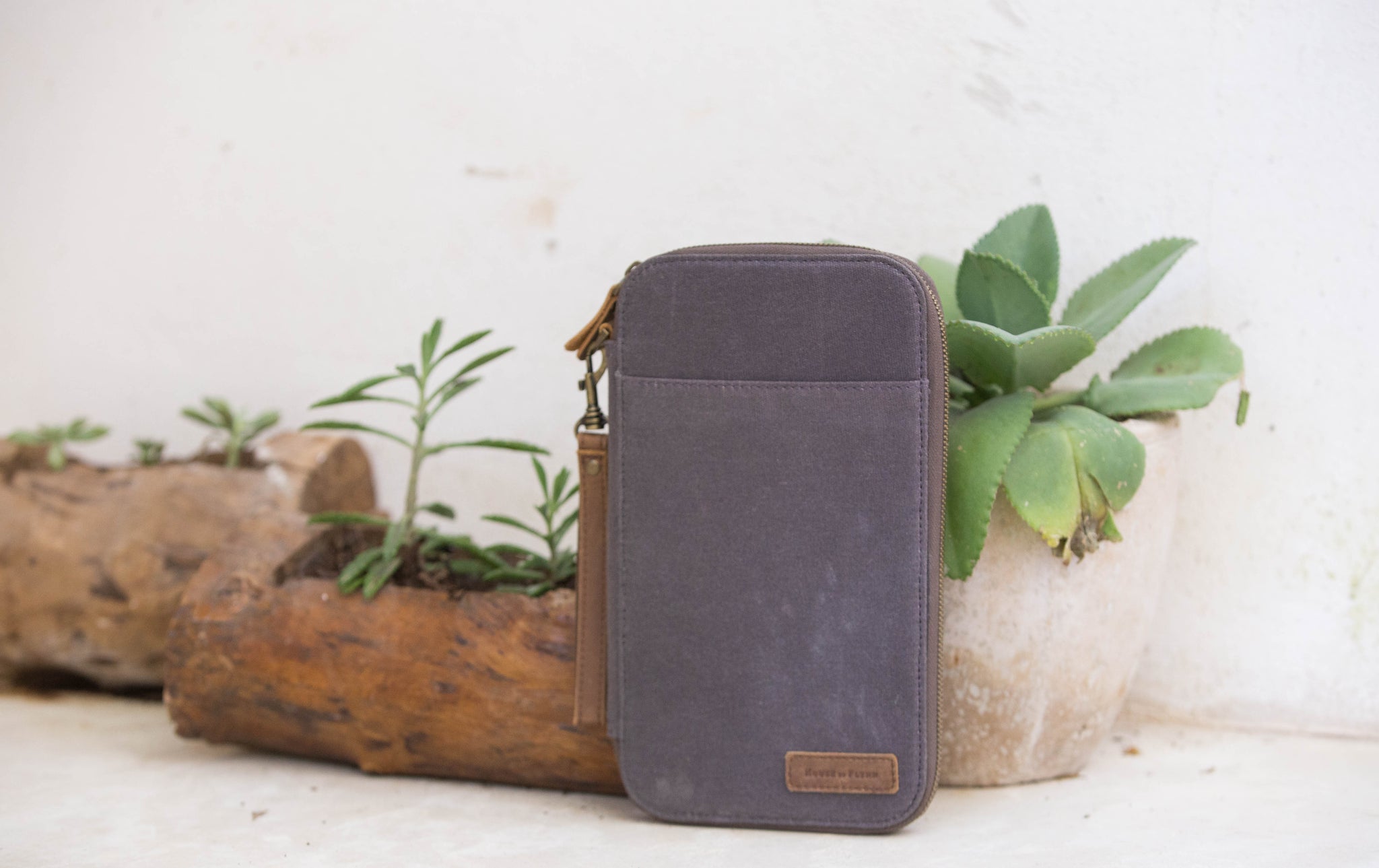 Traveler's Wallet - Coven | Stylish, Designer Camera Bags for