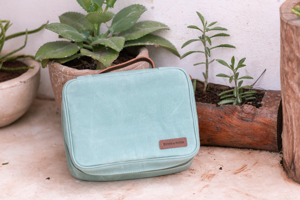 Seafoam - Photographer Organization Case