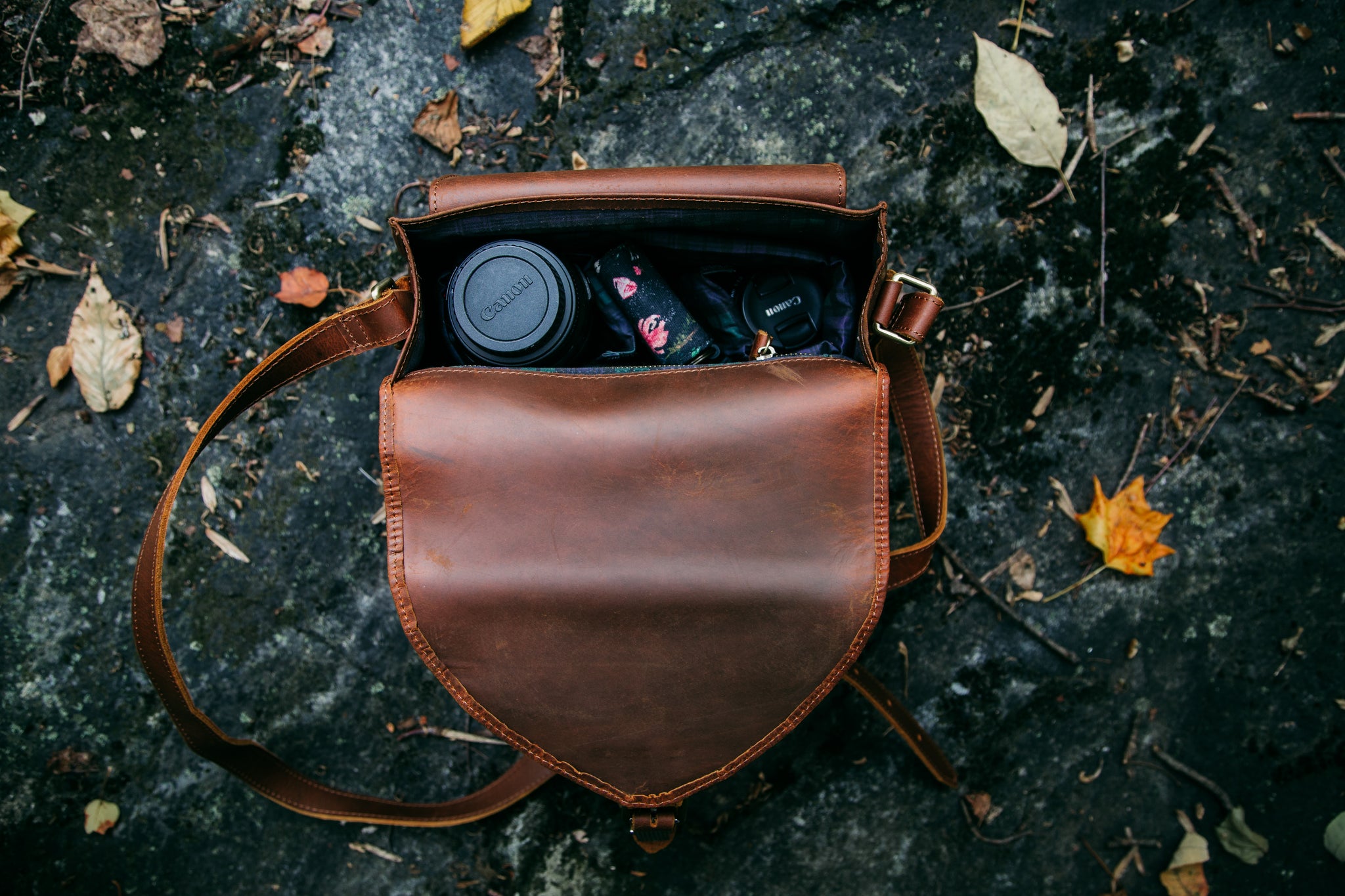 Dark Brown Leather with Scottish Rogue Interior - Mini Dublin